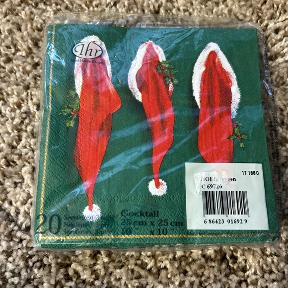 Noel Holiday Napkins - Red and Green - Picture 4 of 5